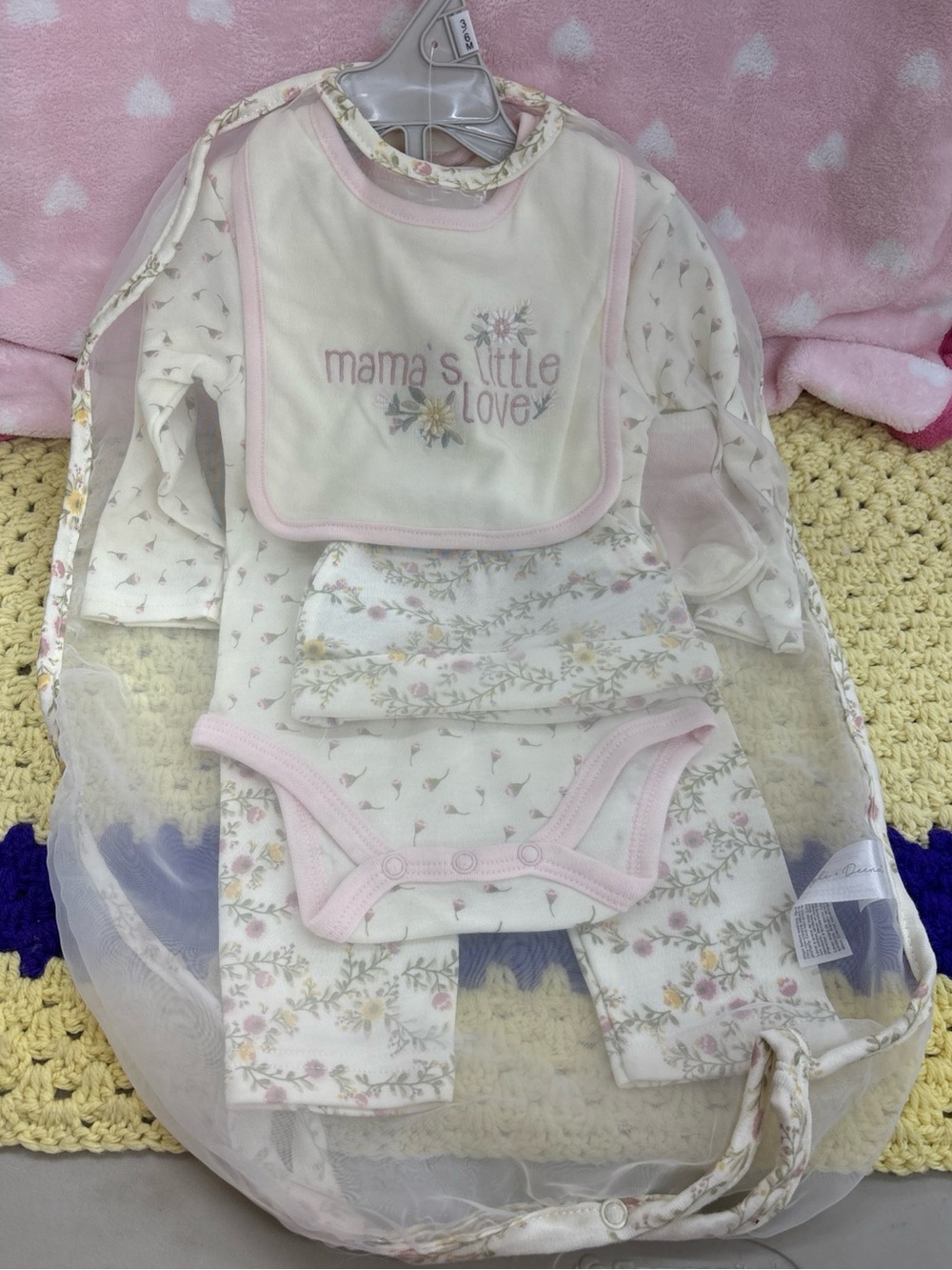 Kyle & Deena 5-piece set in tulle bag size 3-6 months NWT